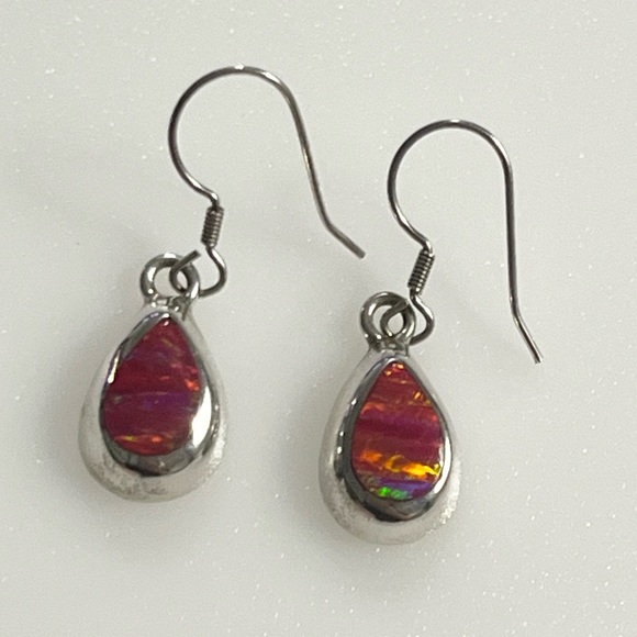 Vintage 950 Fine Sterling Silver Red Simulated Opal Teardrop Fishhook Earrings - Picture 2 of 14
